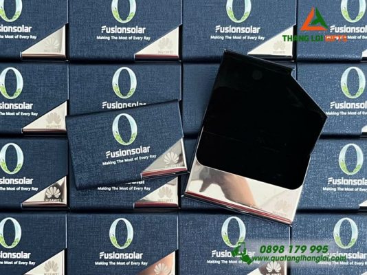 Hộp Đựng Namecard Màu Xanh – In Khắc Logo HUAWEI FUSIONSOLAR