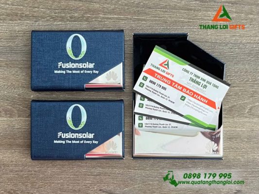 Hộp Đựng Namecard Màu Xanh – In Khắc Logo HUAWEI FUSIONSOLAR