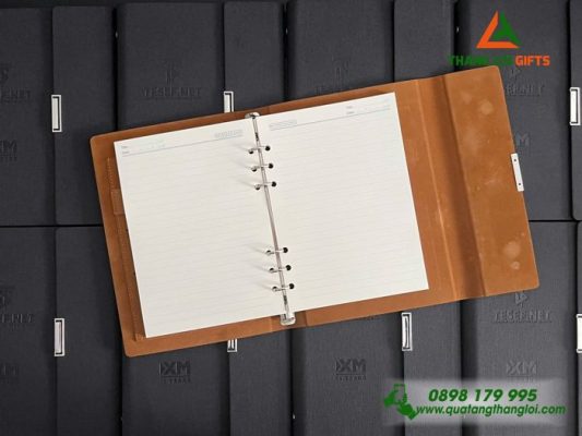Sổ Tay Bìa Còng Gập 3 Màu Đen - Dập Chìm Logo Doanh Nghiệp TESEF.NET