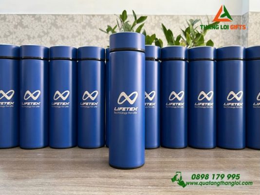 Bình Giữ Nhiệt Màu Xanh – Khắc Logo Doanh Nghiệp LIFTEX
