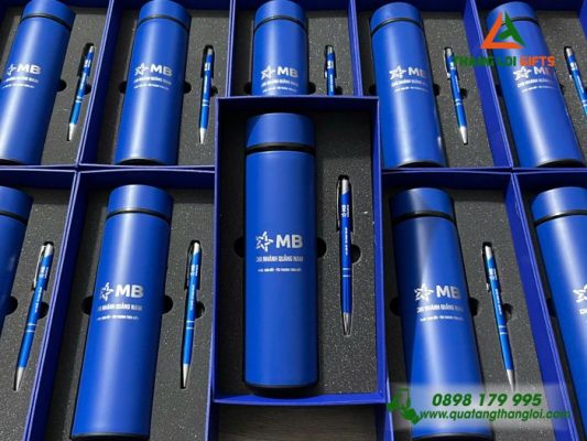 Set Quà Tặng (Bình + Bút) – Khắc Logo Ngân Hàng MB