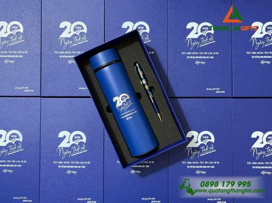 Gifset (Bình+Bút) - In Khắc Logo 20 Năm Trường THCS Hiếu Giang