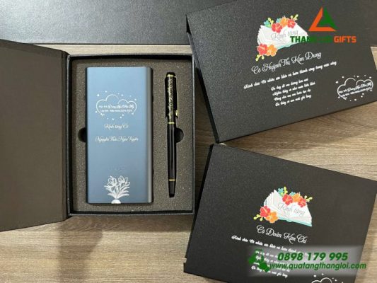Set Quà Tặng (Pin Sạc Xiaomi+Bút Ký) - In Khắc Tên Làm Qùa Tri Ân