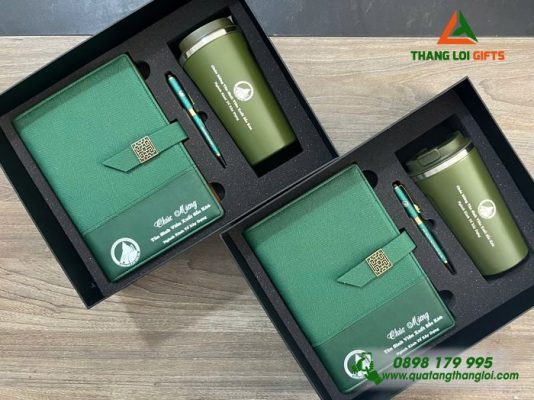 Giftset (Sổ+Ly+Bút) – In khắc logo Trường Đại học Giao Thông Vận Tải