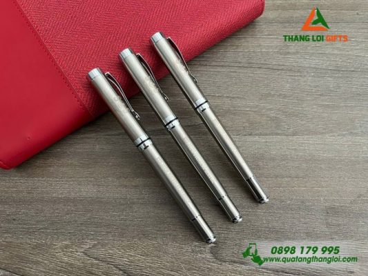 Bút Ký Kim Loại Nắp Đẩy Màu Bạc - Khắc Logo Doanh Nghiệp SOS