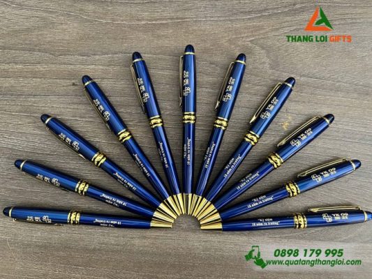 Bút Ký Kim Loại Xoay – Khắc Logo Kỷ Niệm 10 Năm Ra Trường