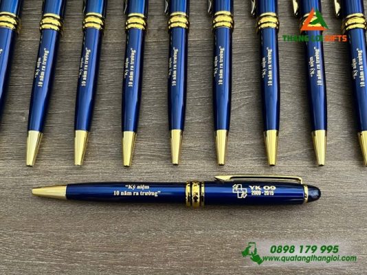 Bút Ký Kim Loại Xoay – Khắc Logo Kỷ Niệm 10 Năm Ra Trường