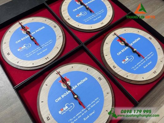 Đồng Hồ Gỗ Để Bàn - In Khắc Logo Đoàn Thanh Niên Cộng Sản HCM