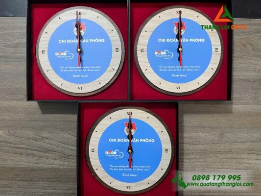 Đồng Hồ Gỗ Để Bàn - In Khắc Logo Đoàn Thanh Niên Cộng Sản HCM
