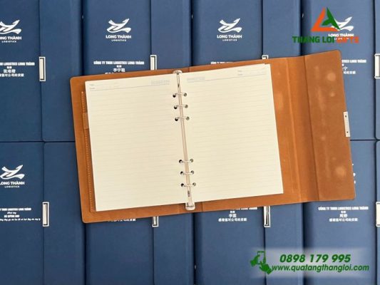 Sổ Tay Bìa Còng Gập 3 – In Logo Doanh Nghiệp Long Thành Logistics