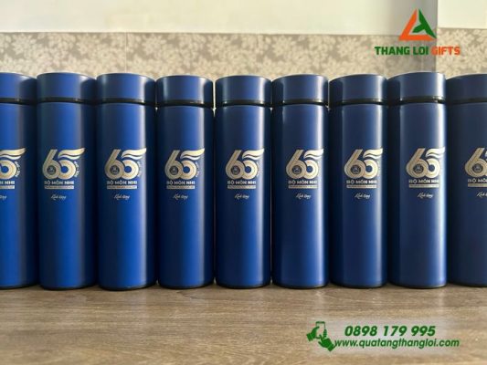 Bình Giữ Nhiệt 500ml - Khắc Logo 65 Năm Trường Đại Học Y Hà Nội
