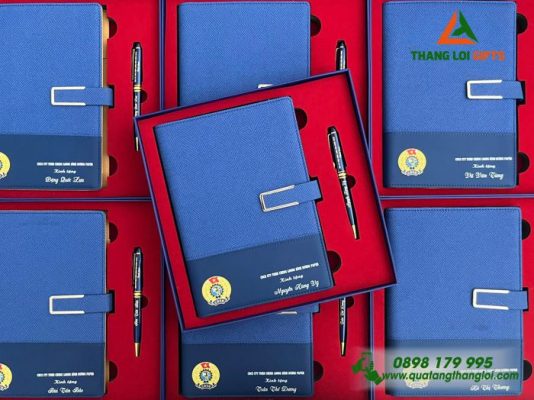 Bộ Quà Tặng (Sổ+Bút) Màu Xanh – In Khắc Logo Công Đoàn Việt Nam