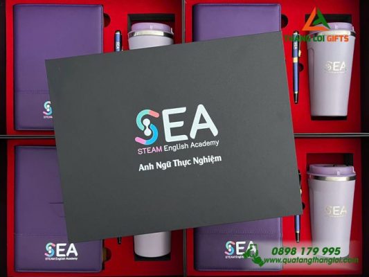 Bộ Quà Tặng (Sổ+Ly+Bút) - In Khắc Logo Trung Tâm Anh Ngữ SEA