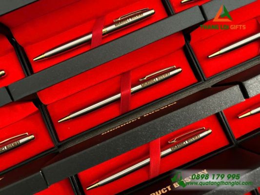 Bộ Bút Ký Kim Loại Xoay – In Khắc Logo Doanh Nghiệp Gigaduct Busway