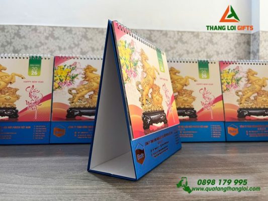 Lịch Để Bàn – Ép Kim Logo Doanh Nghiệp Bote Việt Nam