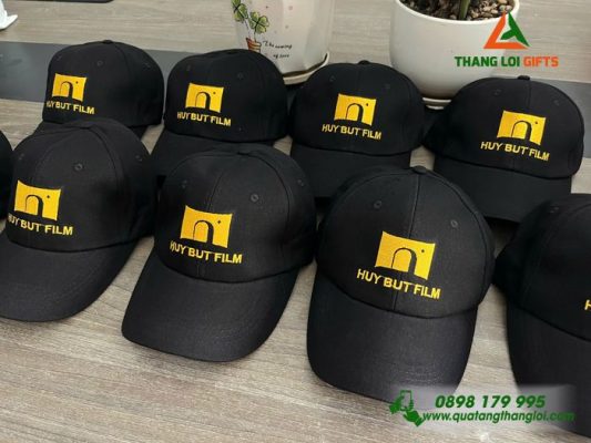 Nón Vải Màu Đen - Thêu Logo HUY BUT FILM