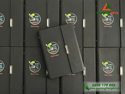 Sổ Tay Bìa Còng Gập 3 – In Logo Trường THCS Trần Quý Cáp