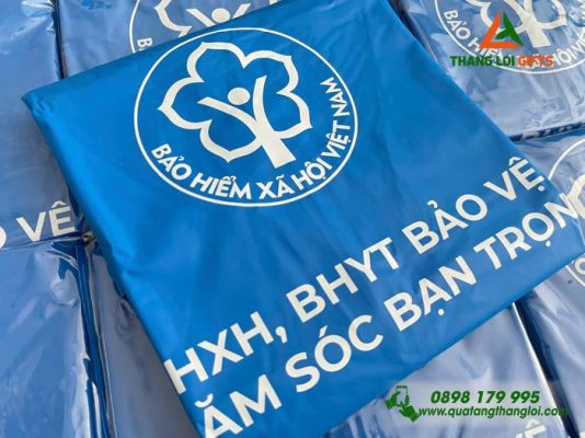 Áo Mưa Vải Rạng Đông Màu Xanh – In Logo Bảo Hiểm Xã Hội Việt Nam