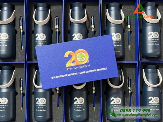 Bộ Quà Tặng (Bình Lock+Bút Ký) – In Khắc Logo Trường ĐH Nông Lâm