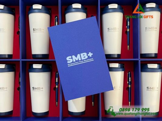 Combo Quà Tặng (Ly+Bút) - In Khắc Logo Doanh Nghiệp SMB+