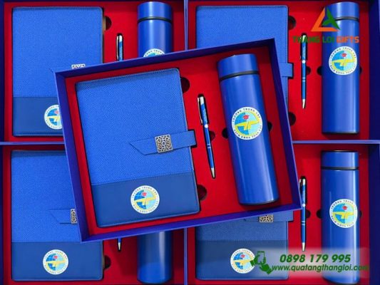 Giftset (Sổ+Bình+Bút) - In Khắc Logo Trường Trung Cấp Bách Khoa