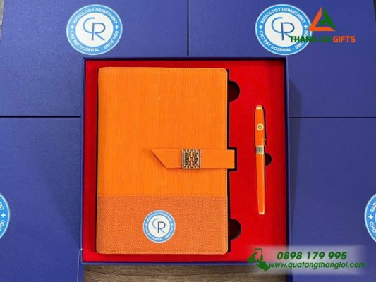 Combo Qùa Tặng (Sổ Tay+Bút Ký) - In Khắc Logo Bệnh Viện Chợ Rẫy