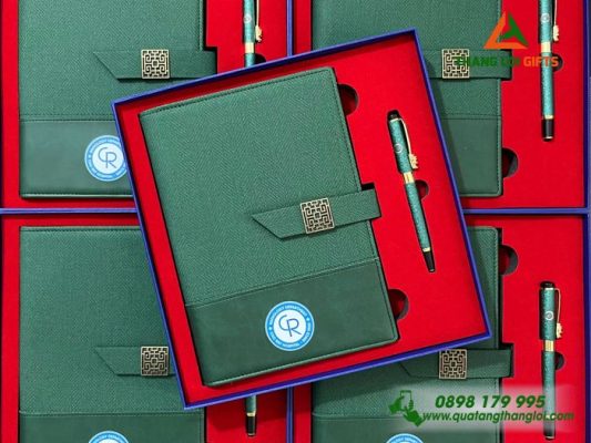 Combo Qùa Tặng (Sổ Tay+Bút Ký) - In Khắc Logo Bệnh Viện Chợ Rẫy