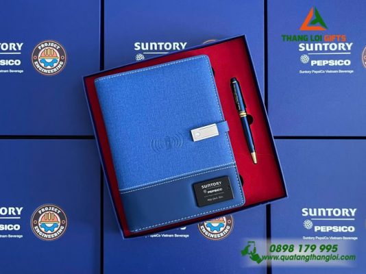 Bộ Quà Tặng (Sổ Đa Năng+Bút Ký) - In Khắc Logo Suntory Pepsico