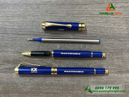 Bút Ký Kim Loại Nắp - Khắc Logo Trung Tâm Tiếng Anh 10X