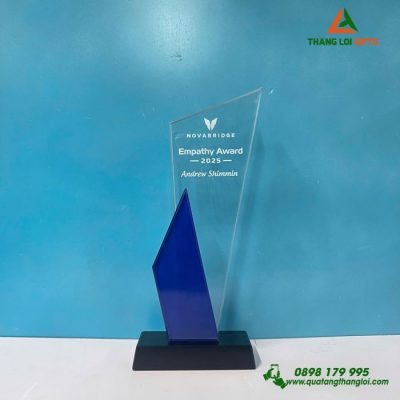 CPT 07 - Cúp Pha Lê - Lưu Niệm Một Chặng Đường Đáng Nhớ