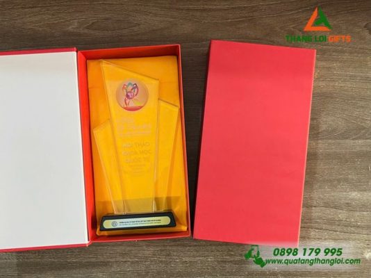 Cúp Pha Lê - In Logo 50 Năm Hội Thảo Khoa Học Quốc Tế