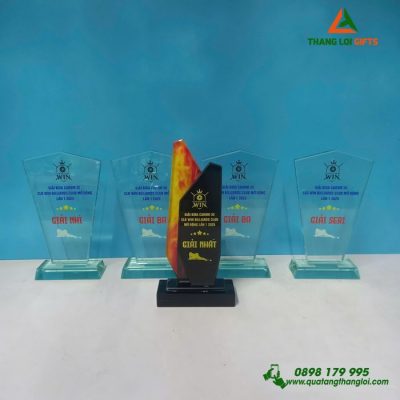 Cúp Pha Lê - In Logo Doanh Nghiệp Làm Qùa Tặng