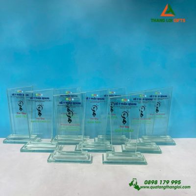 Cúp Pha Lê - In Logo Doanh Nghiệp Làm Qùa Tặng