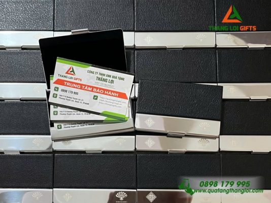 Hộp Namecard Vuông – Khắc Logo Doanh Nghiệp Trung Sơn Pharma