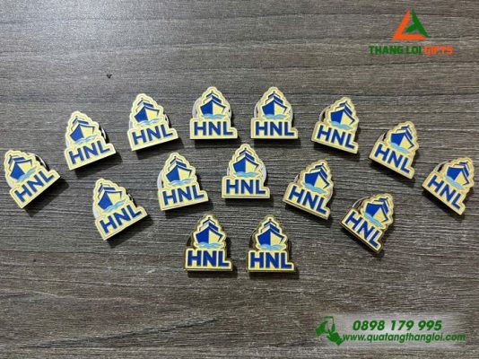 Huy Hiệu Cài Áo Cao Cấp – Logo Doanh Nghiệp HNL