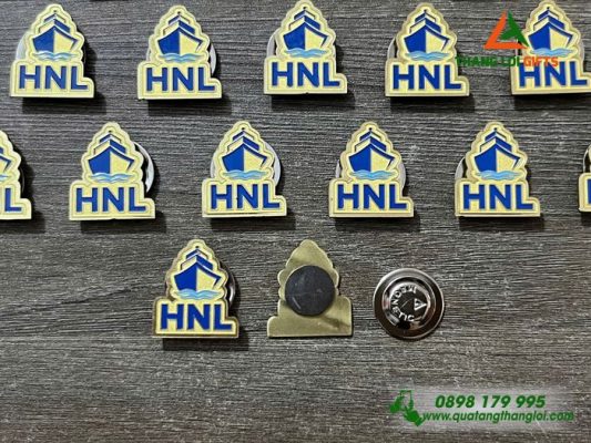 Huy Hiệu Cài Áo Cao Cấp – Logo Doanh Nghiệp HNL
