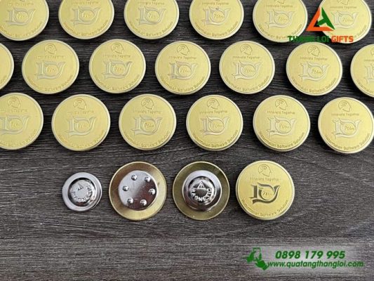 Huy Hiệu Cài Áo Nam Châm Hít - Logo Watemelon