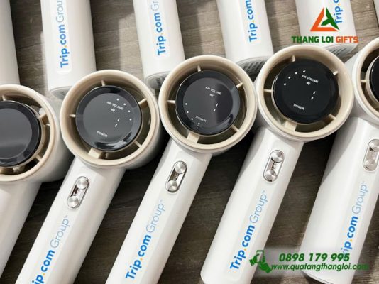 Quạt Cầm Tay Mini Màu Trắng - In Logo Trip.com Group