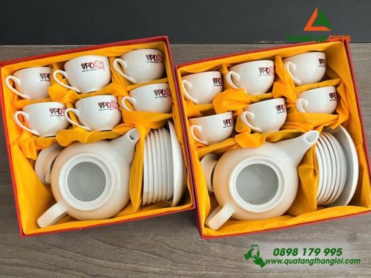 Bộ Ấm Trà Bát Tràng - In Logo Doanh Nghiệp Minh Phát Holdings