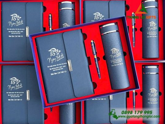 Giftset (Sổ+Bình+Bút) - In Khắc Kỷ Niệm 15 Năm Trường THPT Cộng Hiền
