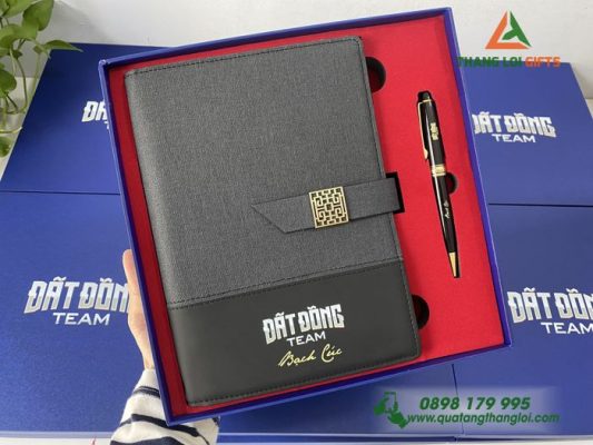 Bộ Quà Tặng (Sổ+Bút) - In Khắc Logo Doanh Nghiệp Đất Đồng Team