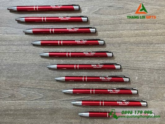 Bút Bi Kim Loại Bấm Màu Đỏ – Khắc Logo Doanh Nghiệp TCL