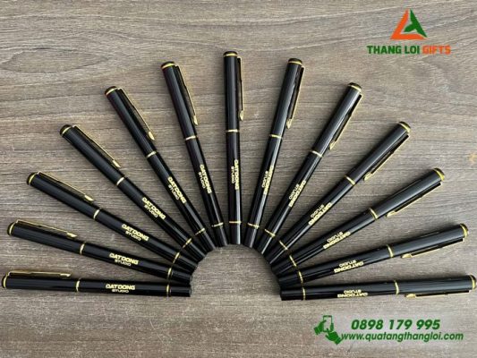 Bút Ký Kim Loại Nắp - Khắc Logo Doanh Nghiệp Đất Đồng STUDIO