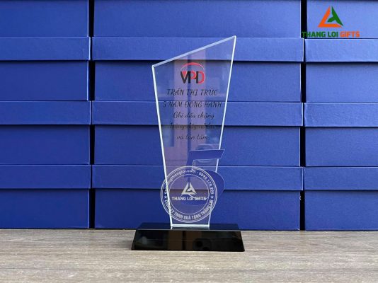 Cup Pha Lê - In Logo Kỷ Niệm 5 Năm Doanh Nghiệp Minh Phát Holdings