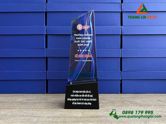 Cup Pha Le - In Logo Doanh Nghiep CENTRE POINT (3) CPT 12 - Kỷ Niệm Chương - Biểu Tượng Tôn Vinh Thành Tích Xuất Sắc