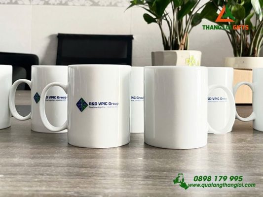 Ly Sứ Bát Tràng Màu Trắng - In Logo Doanh Nghiệp R&D VPIC Group