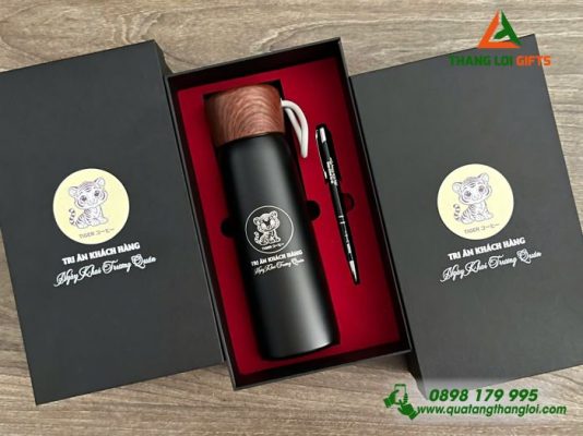 Combo Quà Tặng (Bình+Bút) – In Khắc Logo Tiệm Cafe Tiger