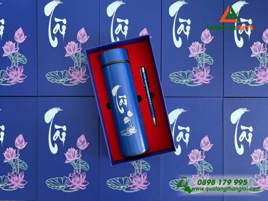 Combo Quà Tặng (Bình+Bút) - In Khắc Chữ "Tài" Trao Giá Trị Bền Lâu