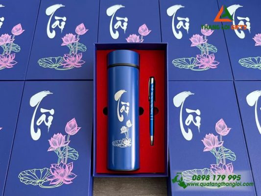 Combo Quà Tặng (Bình+Bút) - In Khắc Chữ "Tài" Trao Giá Trị Bền Lâu