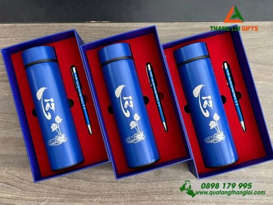 Combo Quà Tặng (Bình+Bút) - In Khắc Chữ "Tài" Trao Giá Trị Bền Lâu